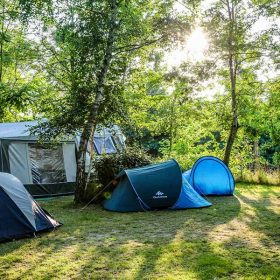 camping bord de rivière pays basque